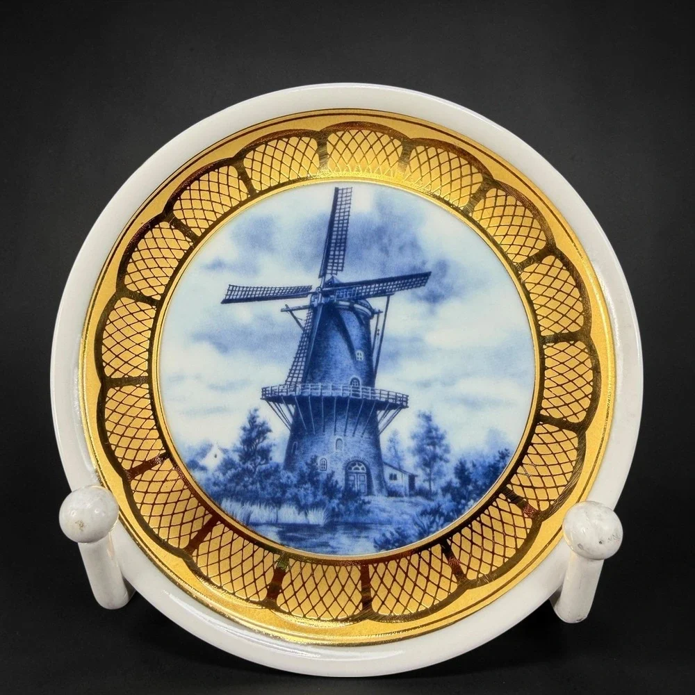 TK Handarbeit Western Germany 22.8K‎ Gold Windmill Porcelain Mini Plate Dish